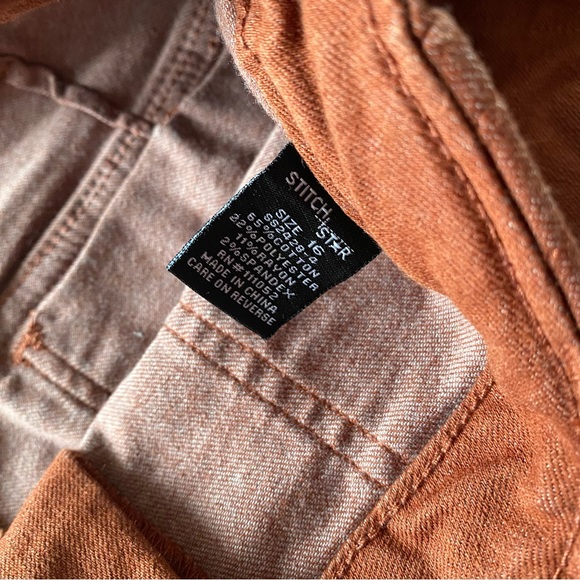 Stitch Star Ankle Pants - Picture 10 of 10